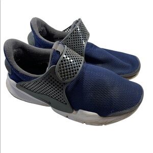 Nike Sock Dart Boys Youth Navy White Running tennis Shoes Size 7 7Y 904276-401